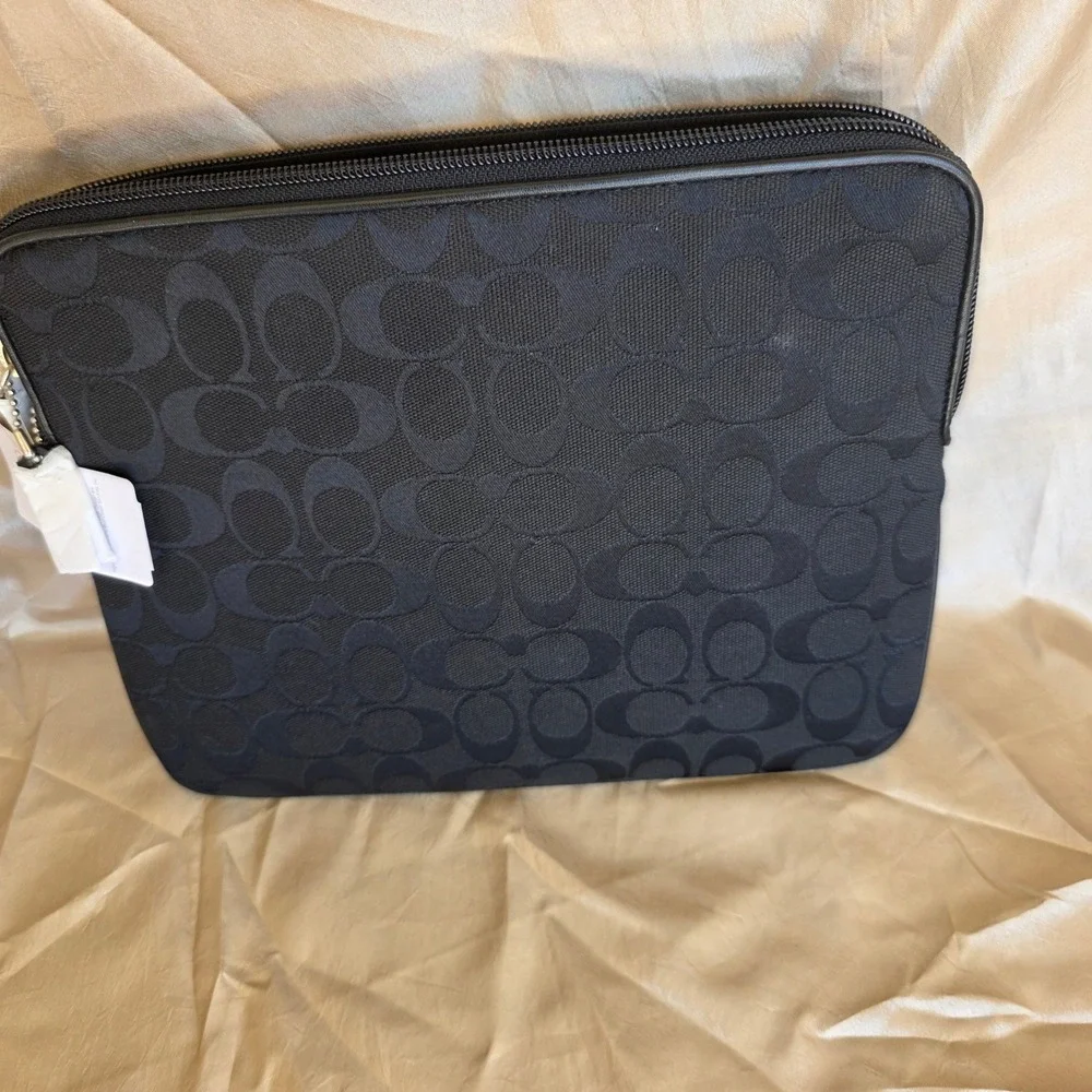 NWT Coach Signature iPad Sleeve Black Canvas Leather Trim Zip‎ Case 61010B NEW